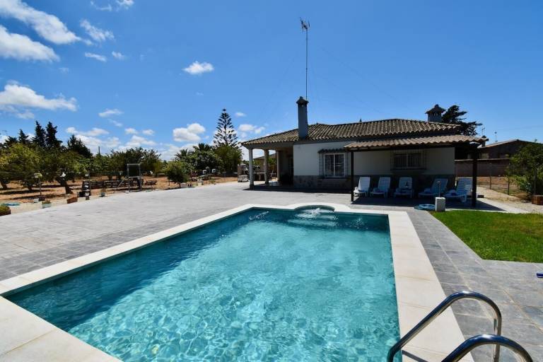 Villa Urbanización Novo Santi Petri