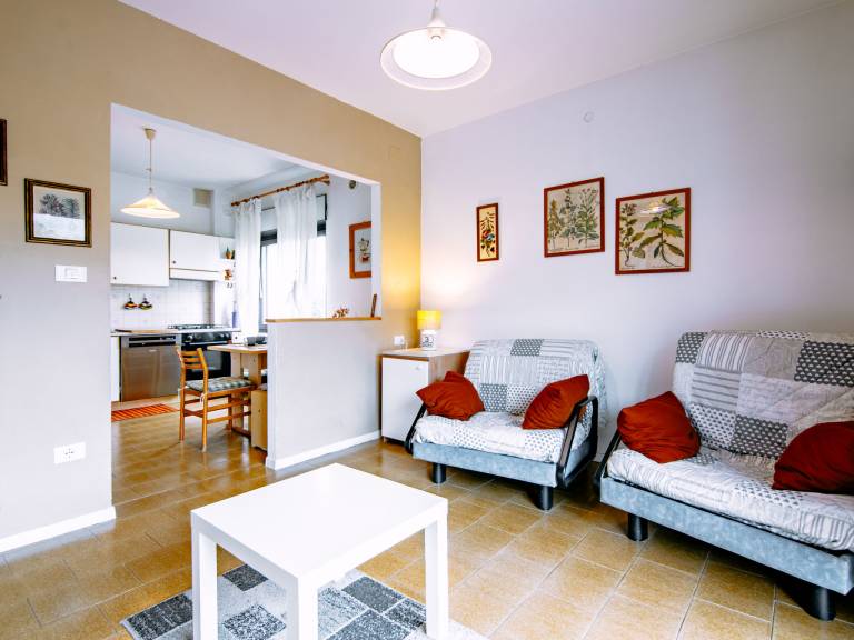 Fully equipped pleasant holiday apartment with grill & garden | Nature view | Close to the beach | Dogs allowed — photo 4