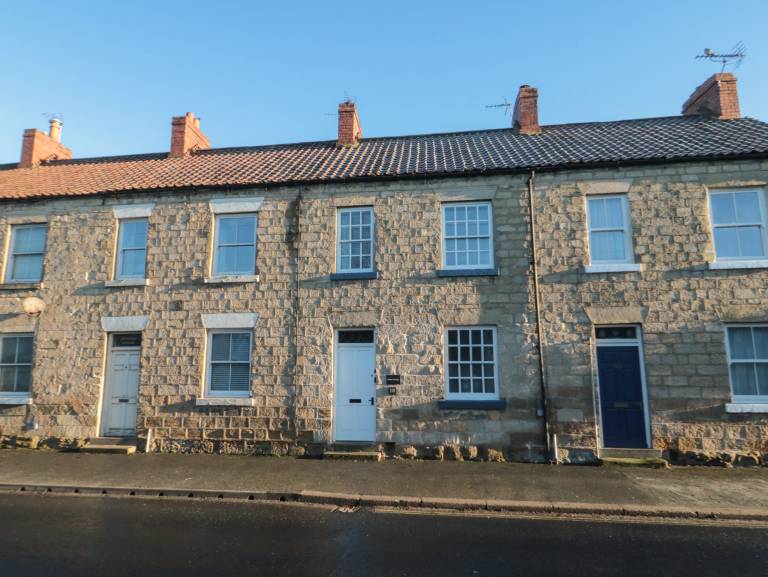 Cottage with yard in Newbridge