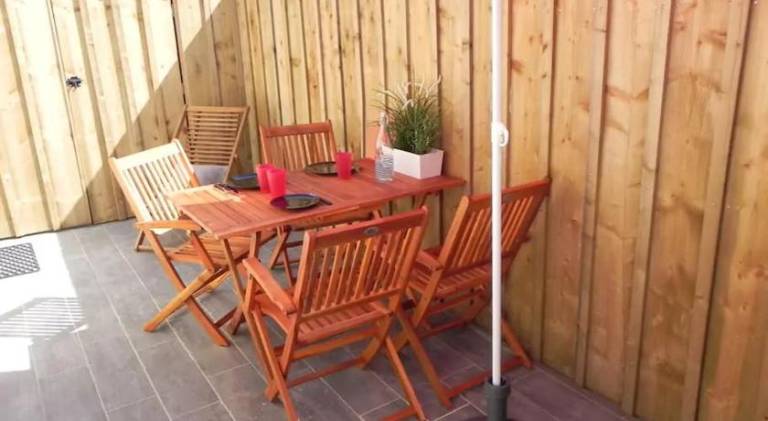 Vacation home with terrace | Pet-friendly — photo 5