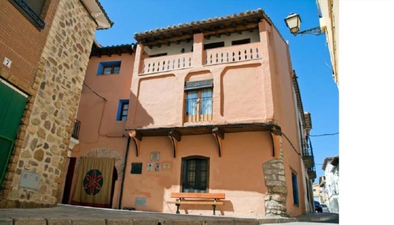 Casa Azuara