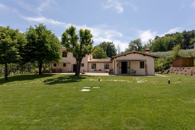 Villa with BBQ, private pool & garden | Panoramic view — photo 2