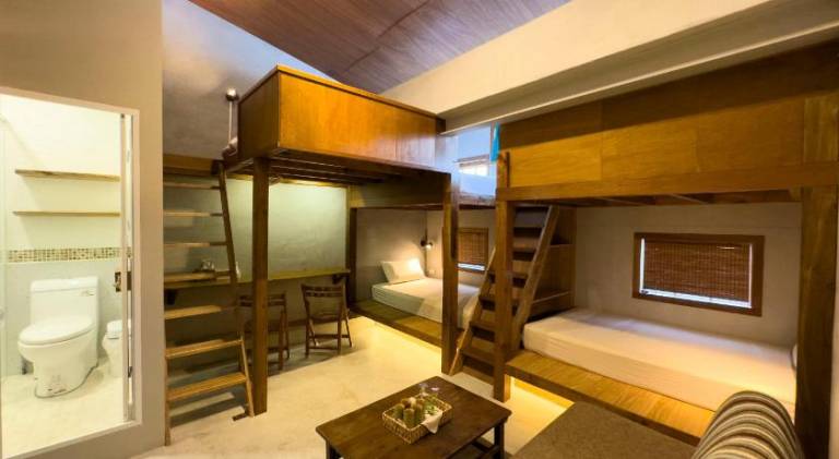 DH House — photo 2