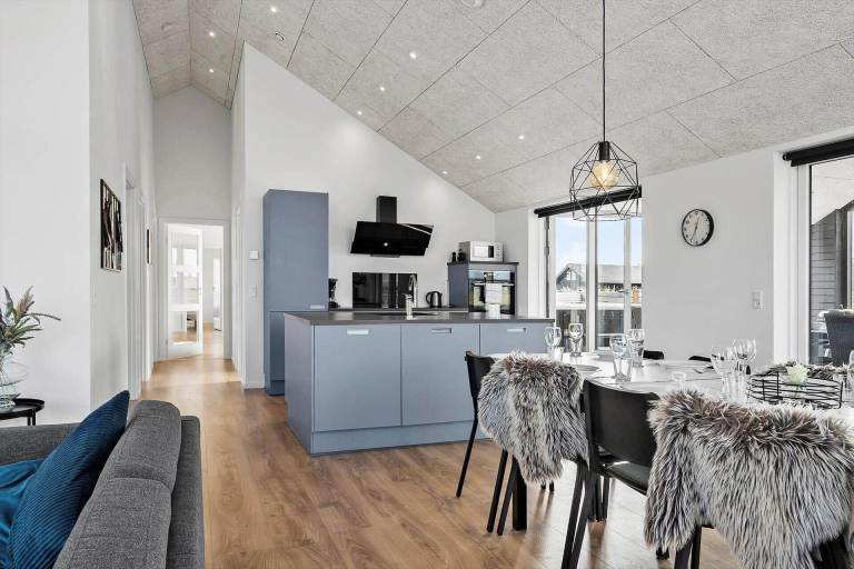 Fully equipped pleasant house with hot tub, terrace & sauna | Pets allowed — photo 5