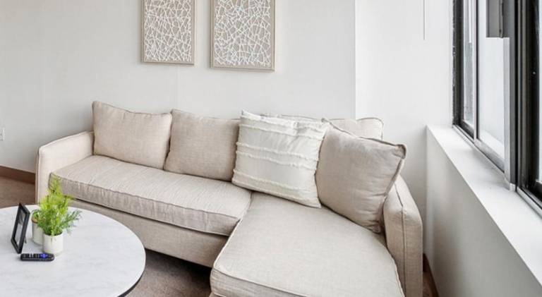Apartment with pool | Suitable for remote work in Harrisburg, PA