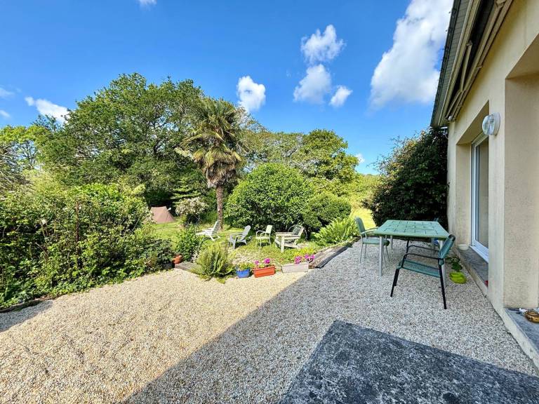 Beautiful vacation home with yard | Dogs allowed — photo 2