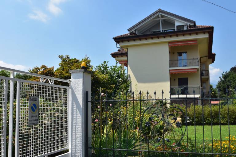 Holiday apartment with garden & patio | Pets allowed — photo 2