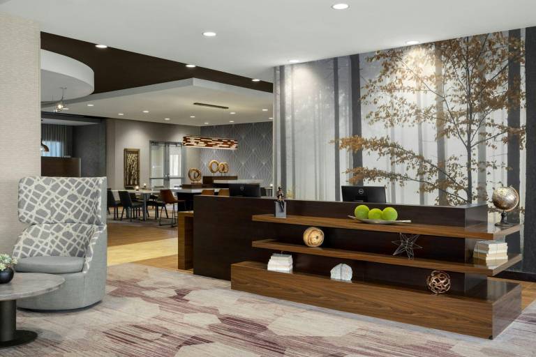 Courtyard by Marriott Omaha Bellevue at Beardmore Event Center — photo 4