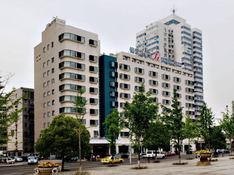 Jinjiang Inn Selecet Wuhan University Hongshan Road Metro Station Shuiguo Lake in Wuhan