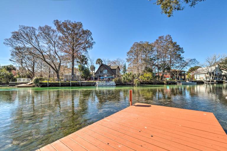 Weeki Wachee River Home on Main River by Park