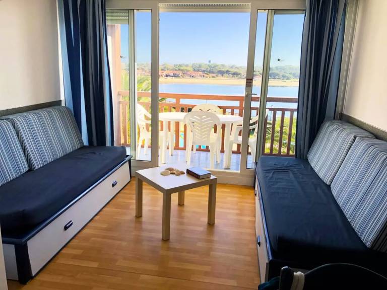 Nice holiday apartment with pool & patio | Beach nearby | Pets allowed — photo 2