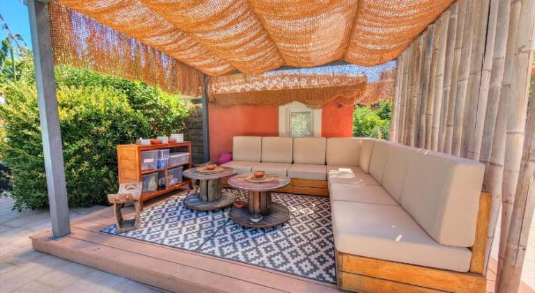 Apartment with pool & hot tub | Dogs allowed — photo 4