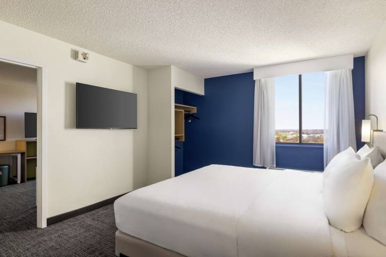 Accommodation  Montgomery Village