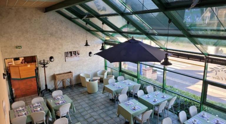 L'AUBERGE DE L'OLIVE in Moulins