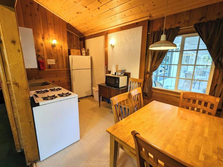 Bluebird Cottage Inn — photo 4