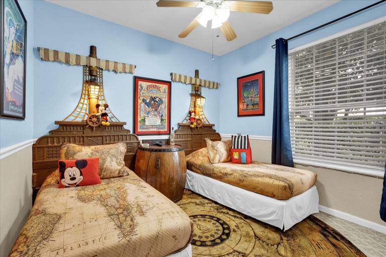 Condo Four Corners