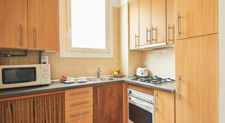 Rental apartment | Near Casa Milà | Pets are welcome — photo 4