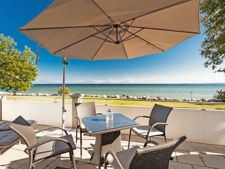 Voll ausgestattetes Apartment mit Sauna | Panoramablick | Nah am Strand