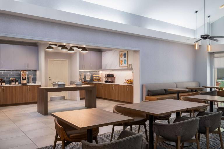 Homewood Suites by Hilton Medford — photo 2