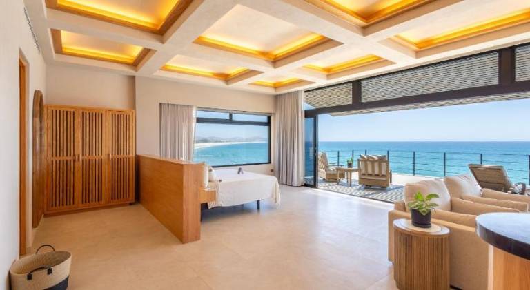 Cabo Break Hotel