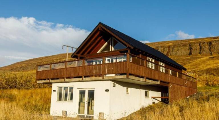House Northeastern Region
