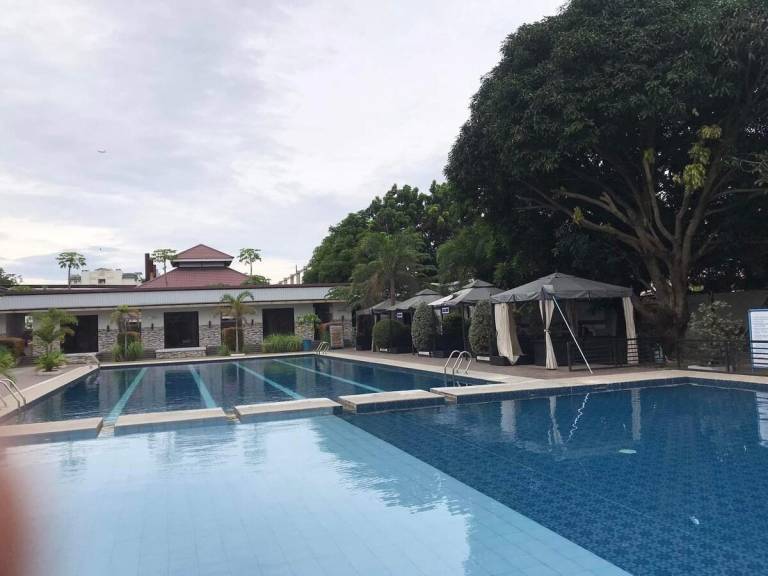 House with jacuzzi, pool & garden | Suitable for remote work | Dogs allowed — photo 3