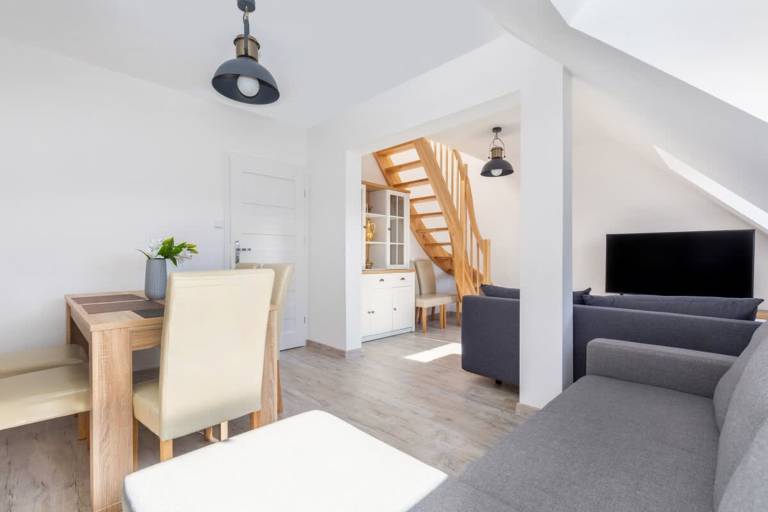 Children-friendly lovely rental apartment with fast internet | Water view | Close to the beach | Pets allowed — photo 4
