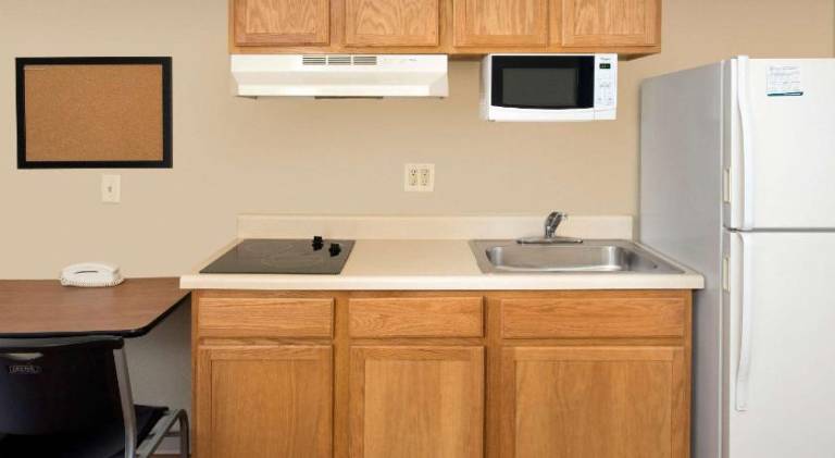 WoodSpring Suites Louisville Clarksville — photo 3