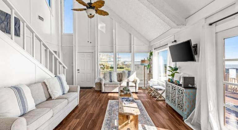 Vacation home with pool | Close to the beach | Dogs allowed — photo 2