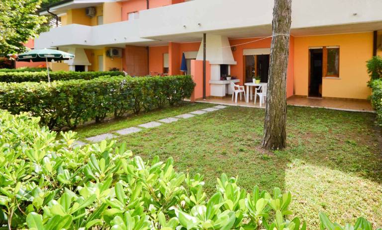 Rental apartment with pool, grill & patio | Pets allowed — photo 2