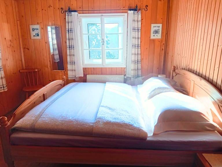 Cabin with yard | Pets are welcome — photo 2