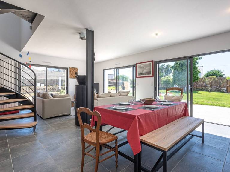 Fully equipped lovely villa with garden & BBQ | Next to the beach | Pets allowed — photo 2