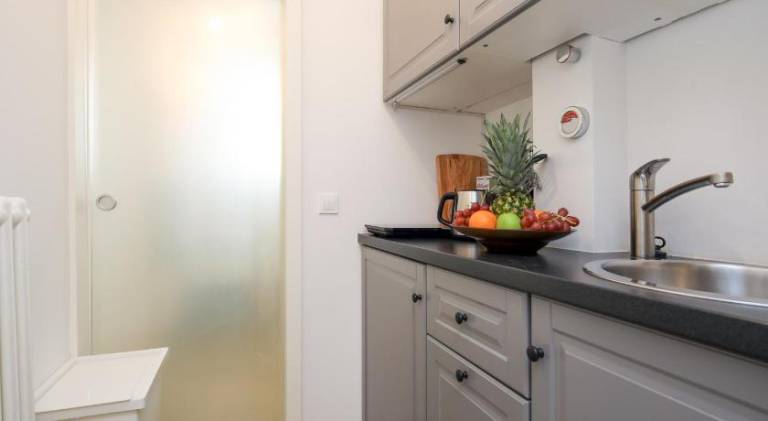 Rental apartment with 2 rooms for 4 persons — photo 4