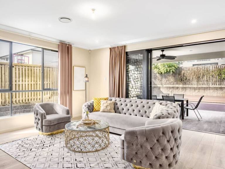 House  Springwood