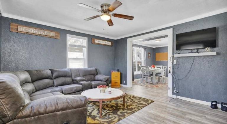 1000 m&sup2; Ferienhaus