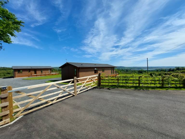 2 Bedroom Sleeps 4 Lodge-Smart Tv-Hot tub-Dogs Ok — photo 3