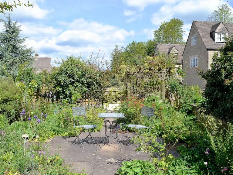 House  Tetbury Upton