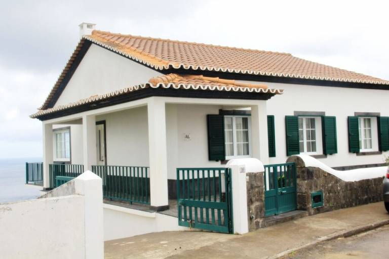 Villa  Achada