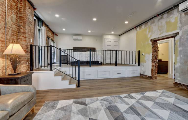 Apartment  Millersburg