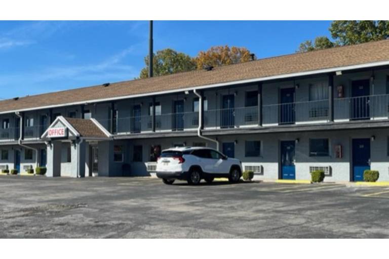 Motel 6 Hurricane, WV — photo 4