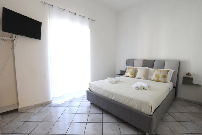 Holiday apartment with terrace — photo 5