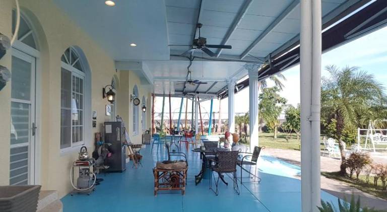 Breeze Homeland Bed and Breakfast — photo 3