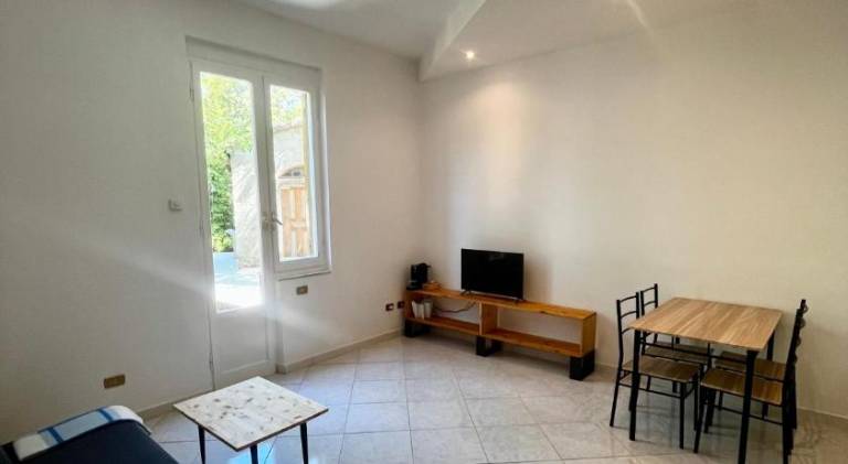 Holiday apartment with 2 rooms for 4 persons — photo 4