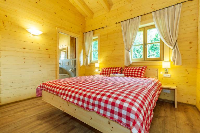 Chalet unter weissblauem Himmel (DE Reit im Winkl) - Heinemann Patricia - 7965 477-2 — photo 2