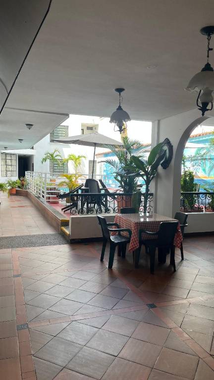 Bungalow with pool | Pet-friendly — photo 4
