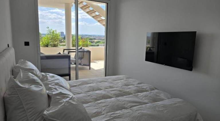 Lovely holiday apartment with hot tub & pool | Pets are welcome — photo 2