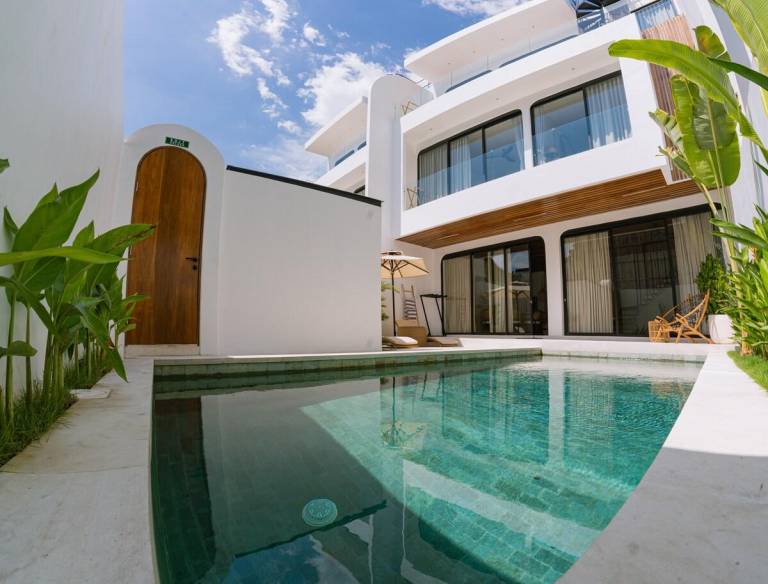 Spacious vacation home with private pool, hot tub & garden | Close to the beach | Good for workation | Pets are welcome — photo 5