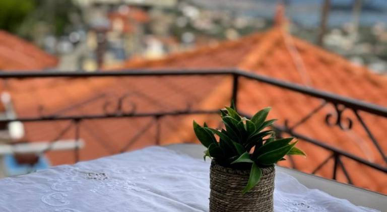 Vacation home with patio & yard in Lesvos