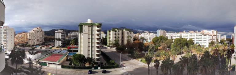 Family-oriented rental apartment with pool, patio & yard | Mountain view | Next to the beach | Pets allowed — photo 3