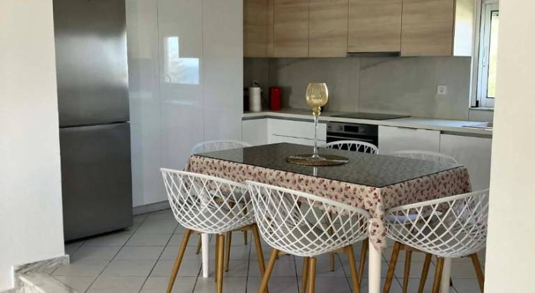 Villa with terrace, garden & grill | Good for workation — photo 5